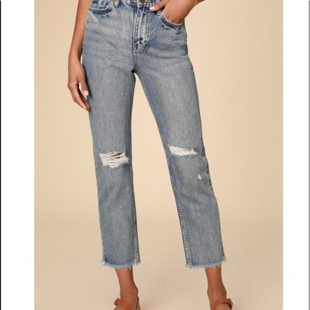 AMUSE SOCIETY Selena Raw Hem High Rise Distressed Relaxed Jeans Size: 25